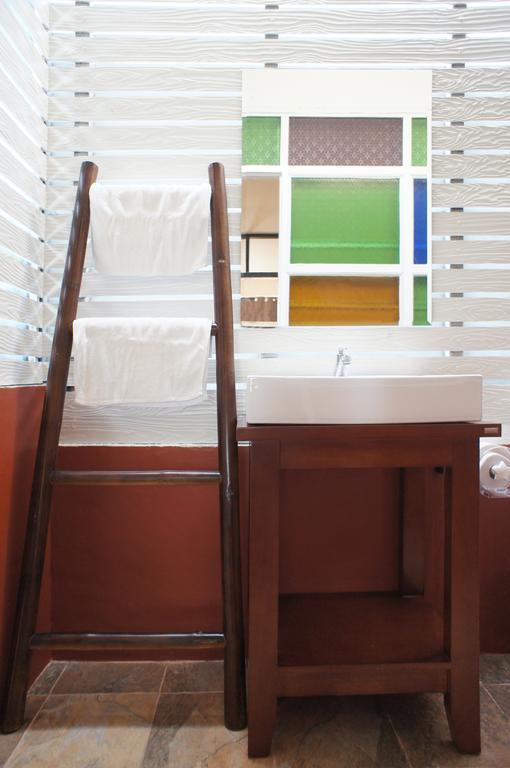 Udee Cozy Bed & Breakfast Chiang Mai Exterior photo